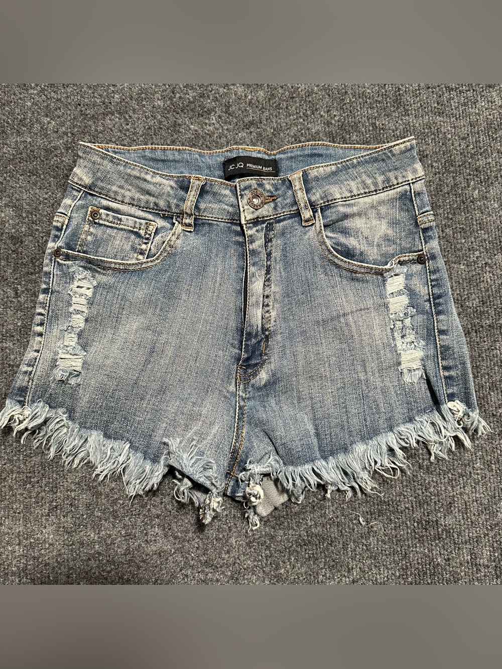 JCJQ Premium Jeans distressed denim cut-off shorts with frayed hems size M